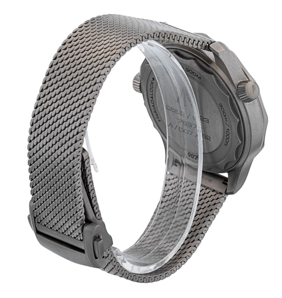 Omega Seamaster Diver 300m - James Bond Edition 210.90.42.20.01.001